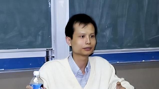 方舟子发言，声称象棋是印度发明，因为中国从来就没有过大象！