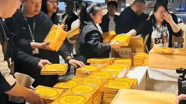 第一批眼红“胖东来代购”的普通人，已赔的一塌糊涂：不如送外卖