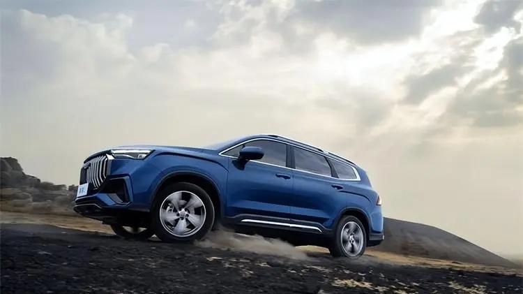 11万高配SUV：2.0T榨218马力，性价比超高可与汉兰达一拼