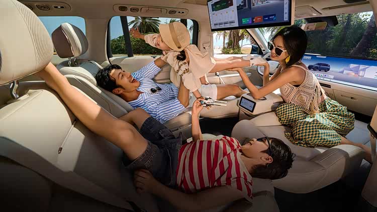 四大极限测试全hold住！领克900成家用大六座SUV“全能代表”