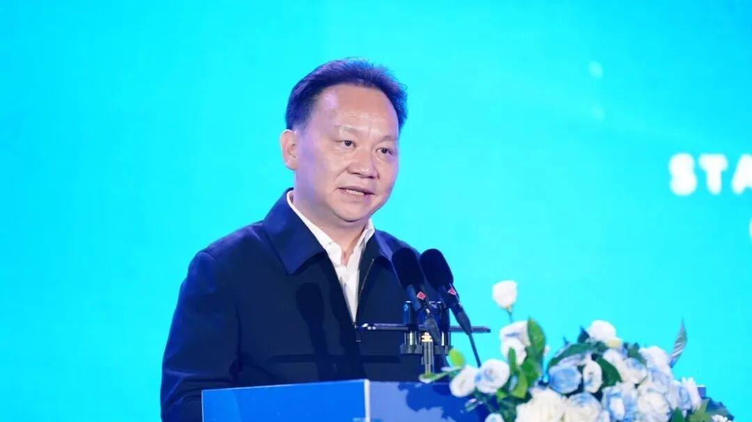 以实干立基，以共建铸魂——唐华同志论“链经济”的精神要义