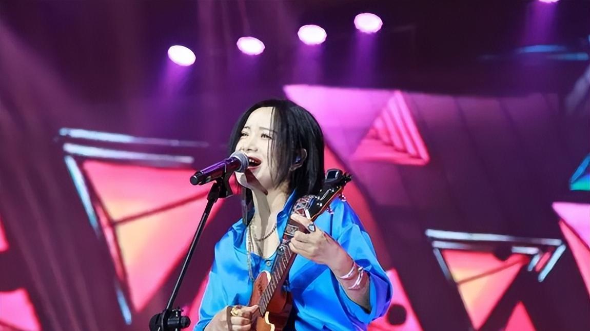 她曾登春晚4次，被恩师欺骗流产、前途尽毁，如今怎么样了