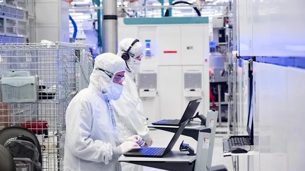 美国要啥，台当局就给啥！挖走整个台湾“命根”，只求特朗普一笑