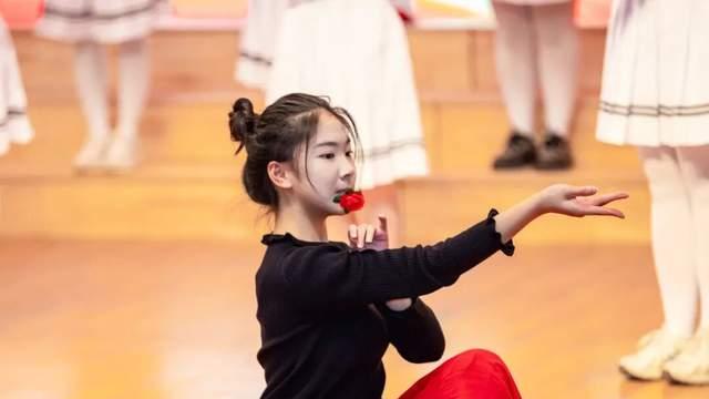 竹山中学班主任节：书记赋诗、学子告白，致敬最可爱的引路人