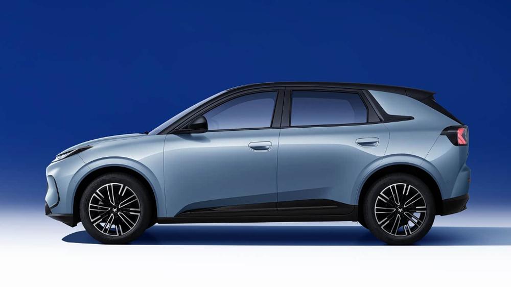 又一“黑马”车型诞生？极狐T1，上市当月销量10096台