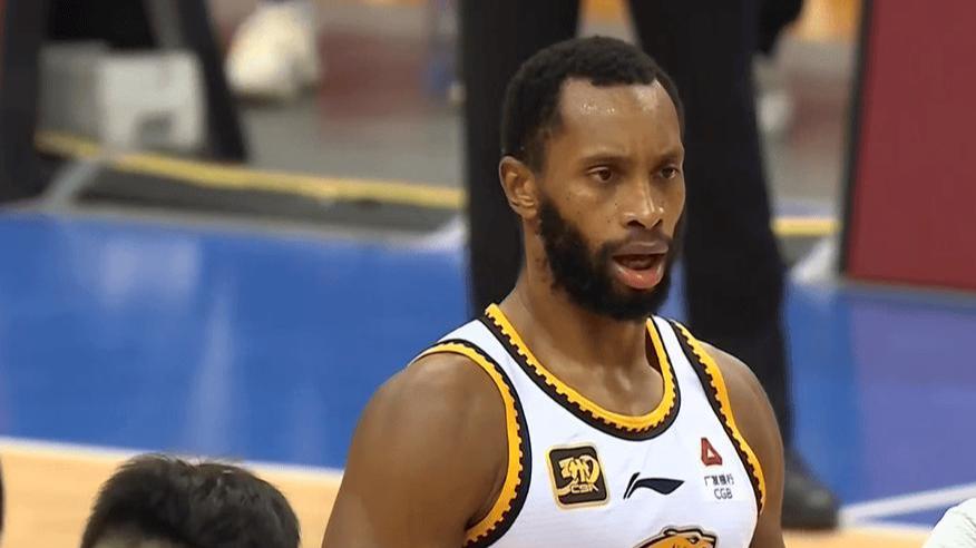 辽篮核心伤情加重