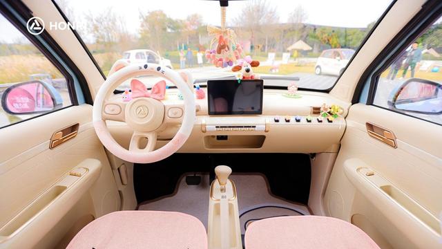 可爱又轻甜的鸿日泡泡糖正式上市，售价2.12万元！