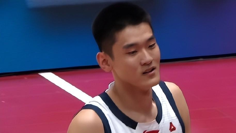 广东战山东！徐杰打爆高诗岩，陈家政被重用，王洪泽首发，杜锋冲6连胜