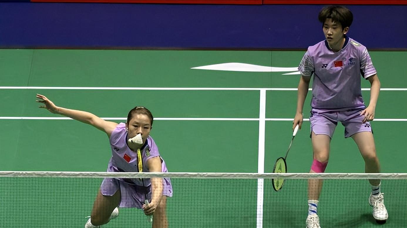 2-0！国羽单、双打全面开花，单日12人晋级，陈雨菲再现奥运实力