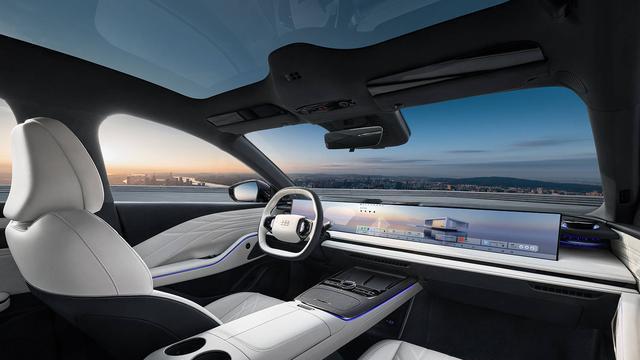 2025款吉利银河E8上市先享价14.98万起星耀8EM首发