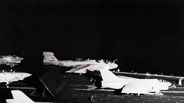 美专家：中国快速崛起，对伊开战100%对华有利，美国不能一错再错