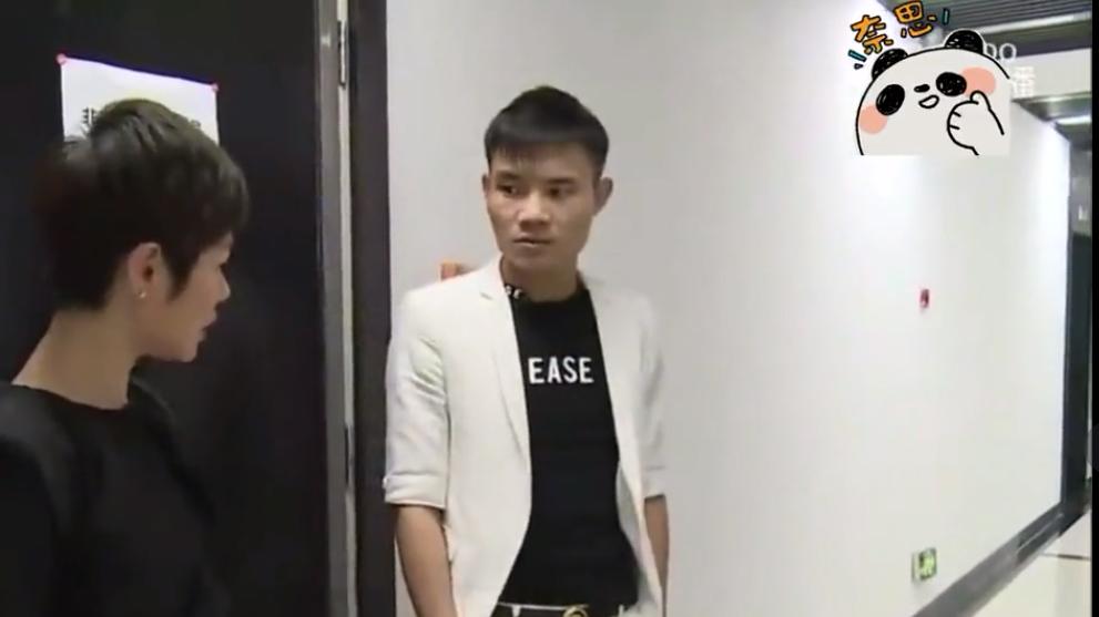 丈夫骗走妻子20万，跟妻子闺蜜聊暧昧，妻子：50岁的他都敢下手！