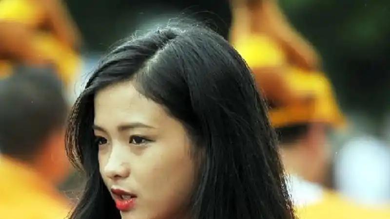 这批孩子真强，中国队4比0大胜巴林队，中国足球要触底反弹了