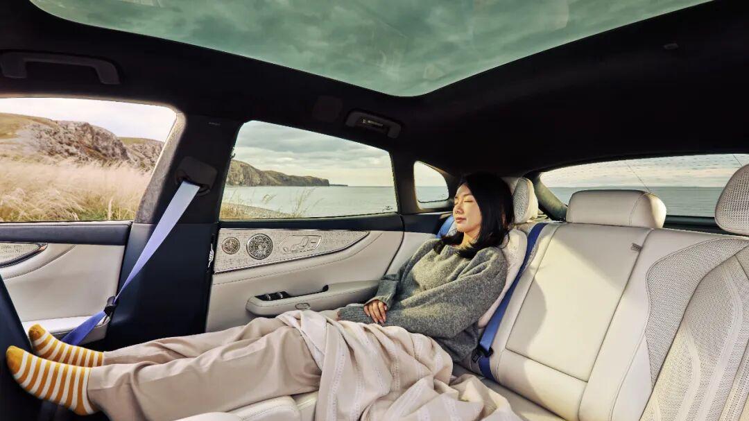 这次真的可以放心冲了——全新极氪001焕新版简直太懂用户了！