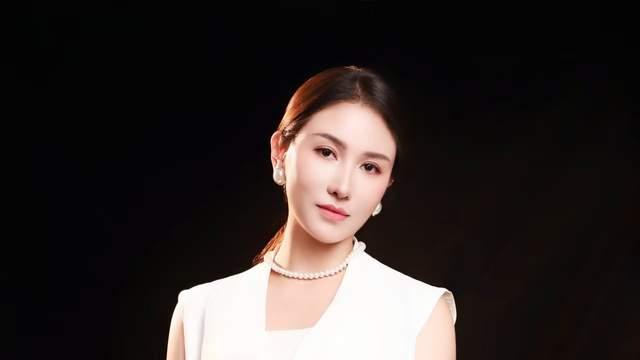 盼盼：光影与灵魂的对话，一场关于美的修行