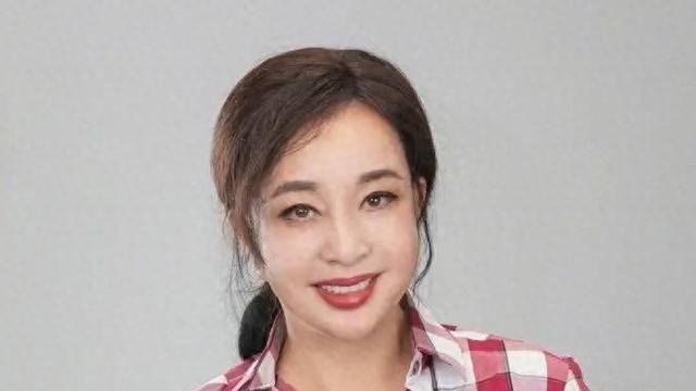 刘晓庆：生气不超三分钟，直言不再上《一路繁花》