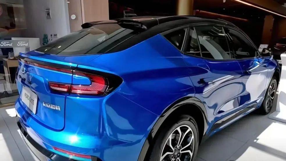 长安福特，跌至13点8万，油电混合搭载1点5T加190马力