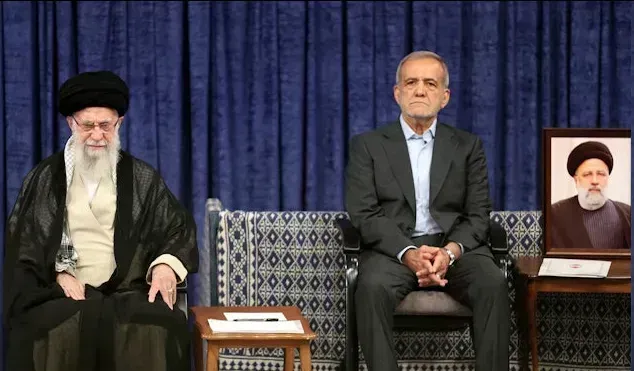 全世界目瞪口呆，伊朗滑跪后又被狠揍，特朗普发火后都开始庆祝