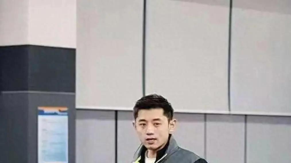 张继科约战王曼昱之后，喊话国乒男队：练3个月，打得你们直摇头！