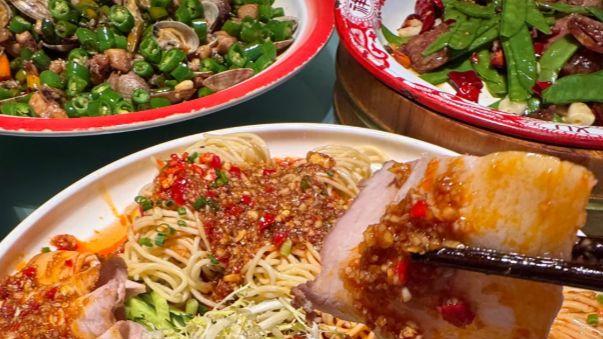 蒜泥白肉的薄切技巧：冷冻半小时更好切