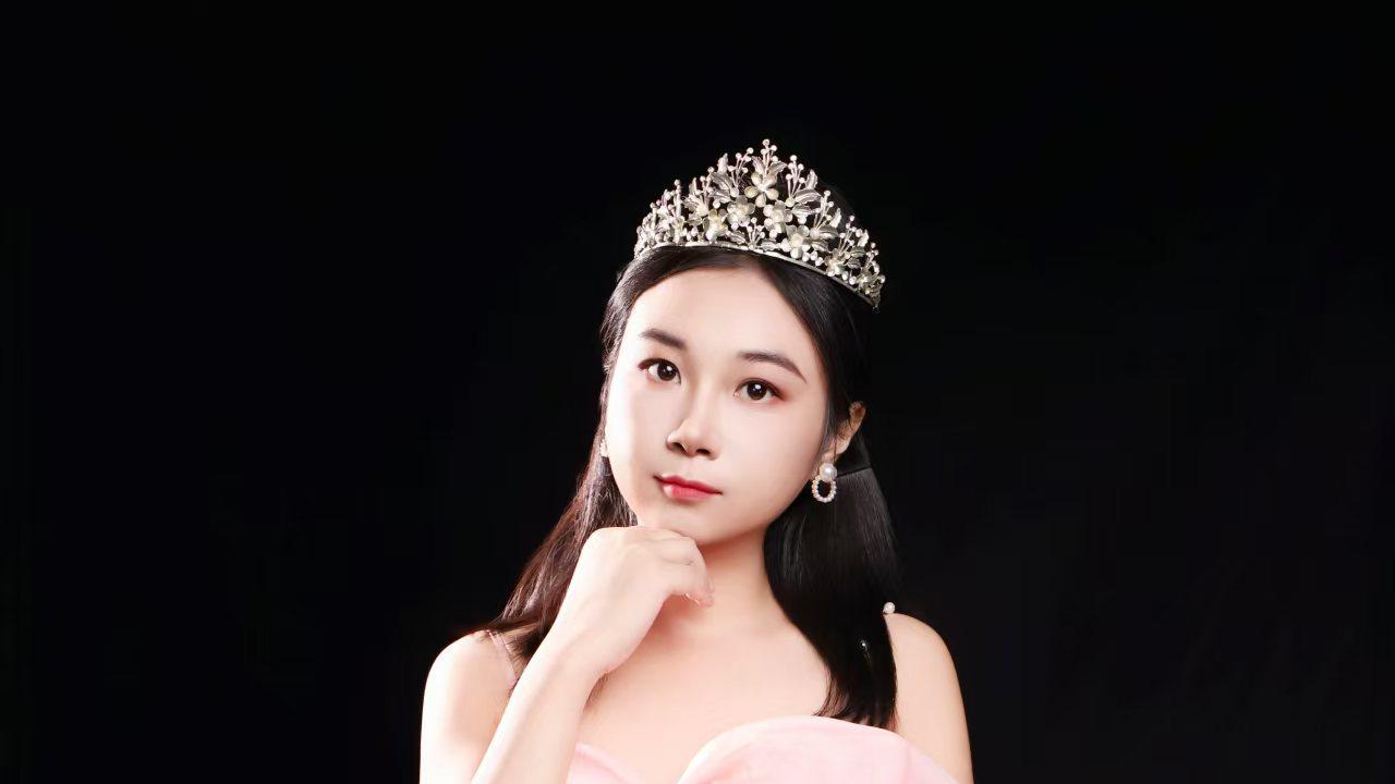 小燕子：穿梭于光影的务实追梦人