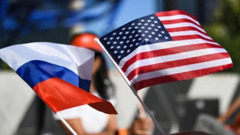 普京给和平开出“天价”，欧洲计划“抢银行”，特朗普努力白费