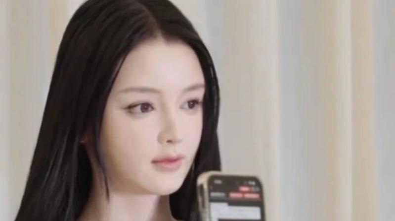 长相完美听障女孩宸玥回应整容，称上了热搜反被骂：很多人说我长得可怕