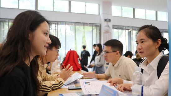 南华大学就业好不好？秋季首场综合双选会，8000+岗位上线！