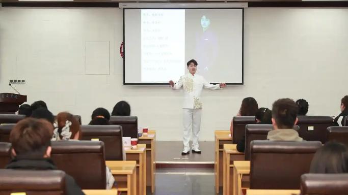 舞台化作“立体简历” 天津音乐学院创新举办“音乐会式”招聘会