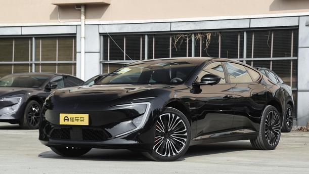 领克新车谍照曝光，插电混动轿车强势来袭，或成市场新宠！