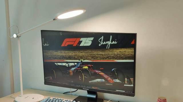 光线昏暗、影响视力？书客护眼台灯全域发光，13项硬核黑科技守护