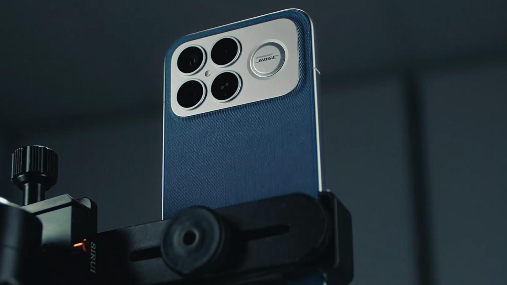 主打外放音质，联合Bose调音，REDMI K90 Pro Max搭载2.1立体声系统