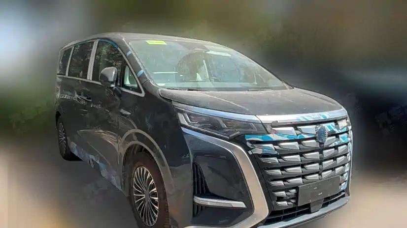 新款腾势D9谍照曝光，内饰接近腾势N8L风格，2026年上市