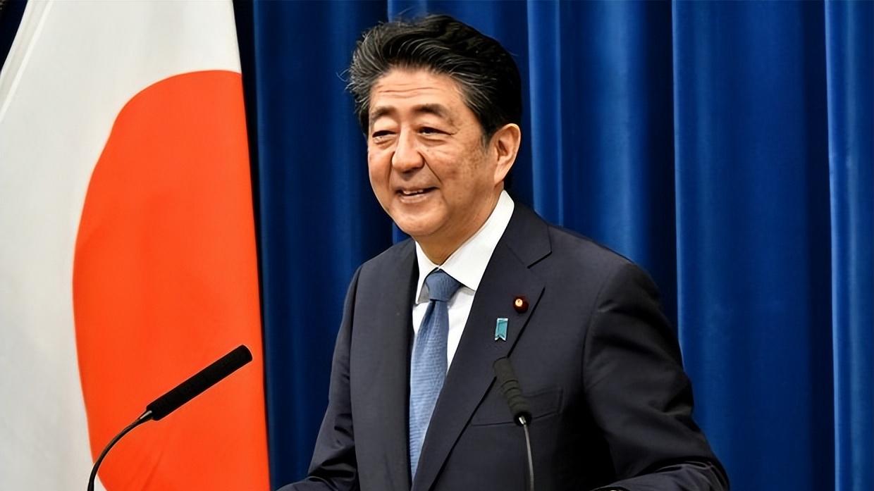 银座妈妈桑眼中的安倍晋三：他是我见过“最完美的客人”