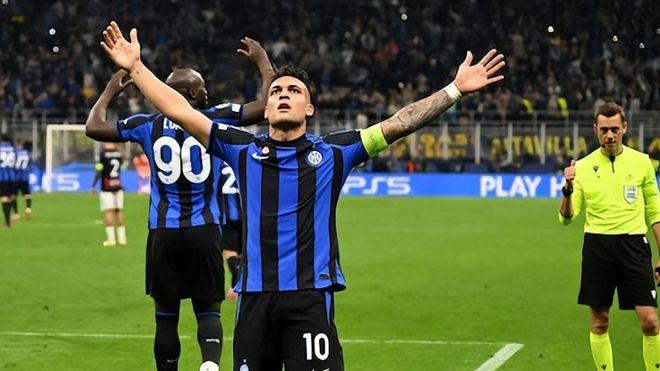 意甲焦点战：国际米兰主场强势出击，佛罗伦萨能否打破不胜魔咒？