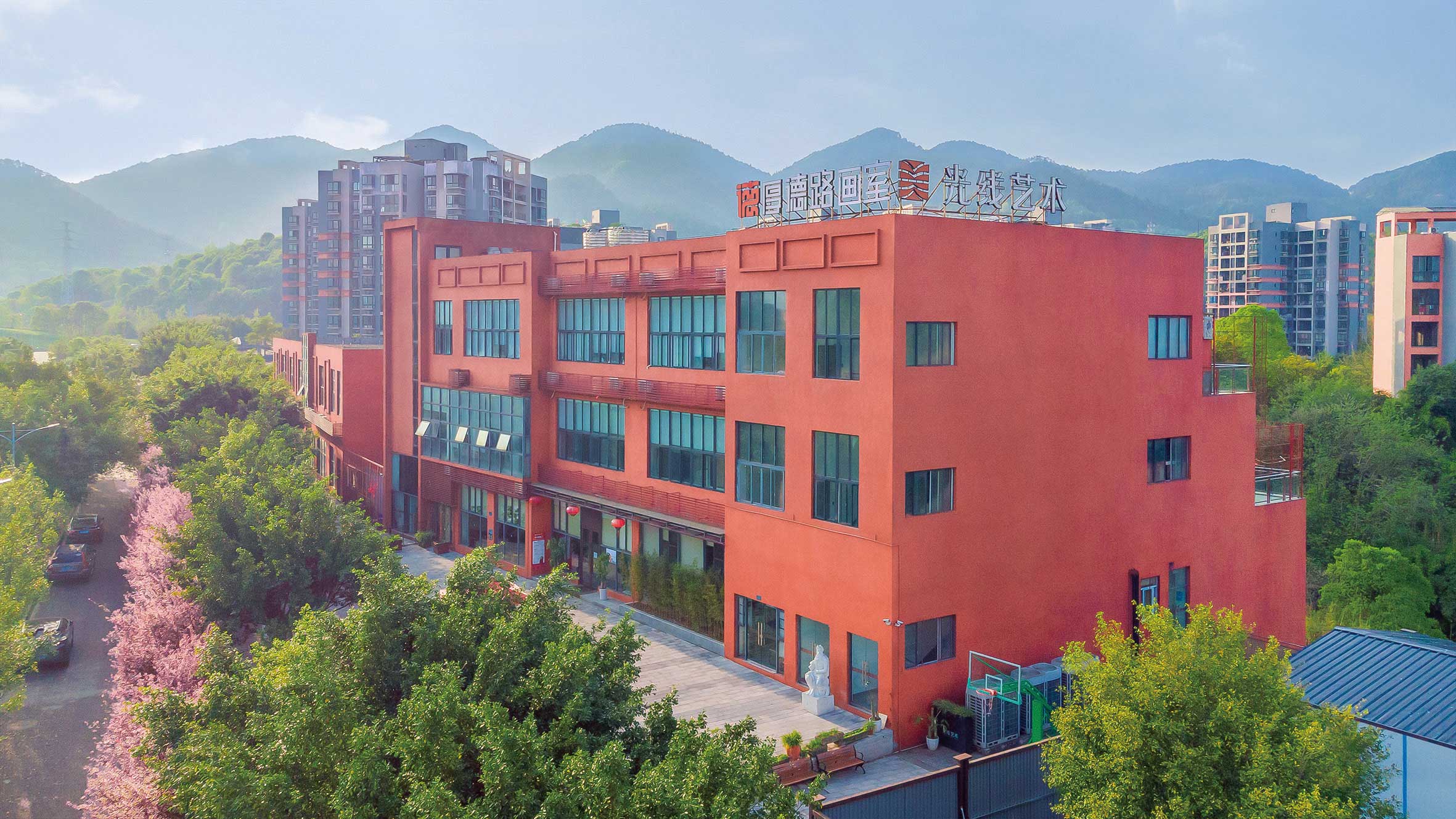 适合云南美术生的高性价比画室~重庆厚德路画室