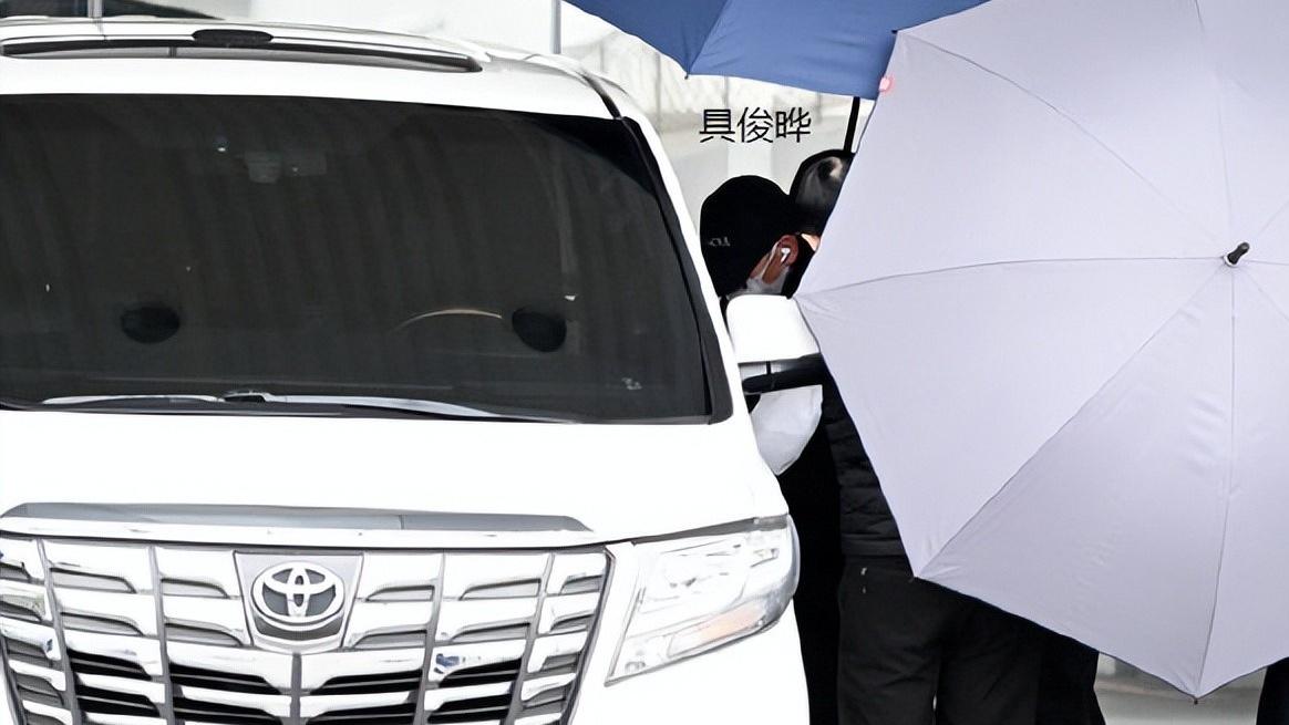 汪小菲46万包机接大S，直奔家门深情祭，现场视频震撼曝光！