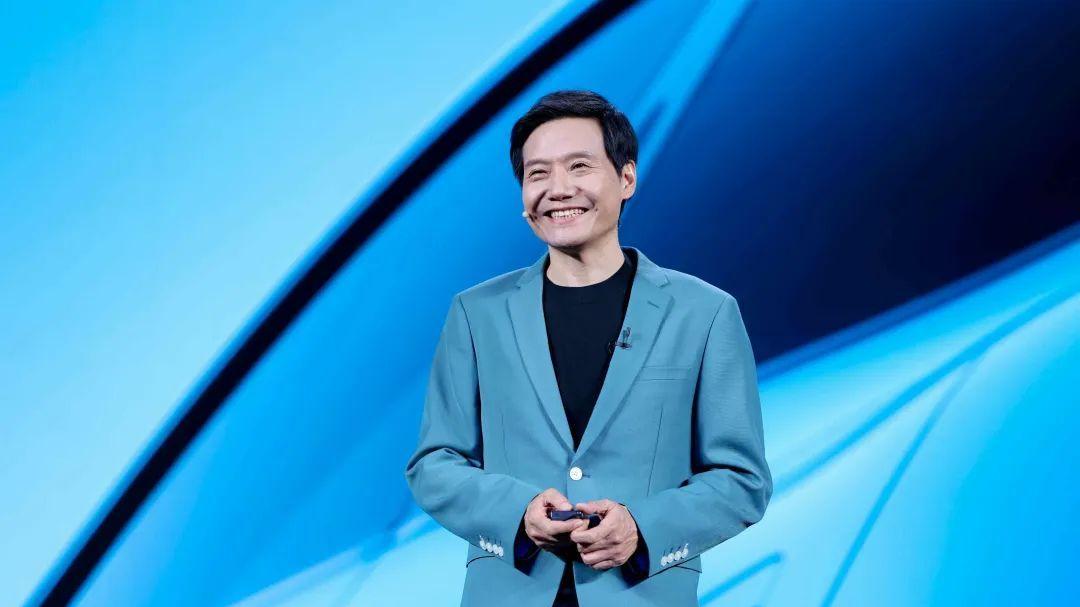 别家塌房他上分！雷军靠“信任暴击”收割315最大红利