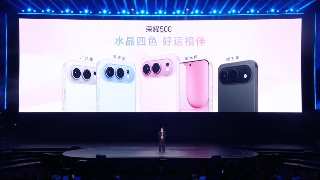 荣耀500系列：骁龙 8 至尊版 + 8000mAh 卖 3599？