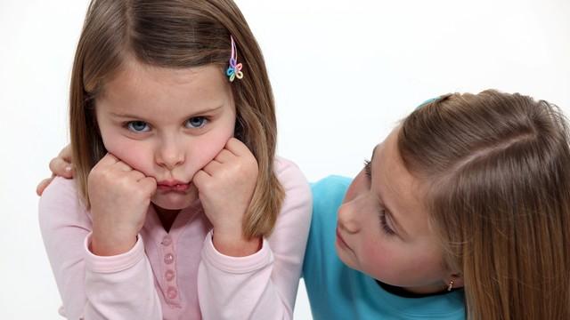 娃在幼儿园受了委屈？三步处理法，护娃也护成长