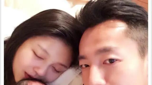 张颖颖发文谴责汪小菲立深情人设，现在才懂大s最后那条微博深意
