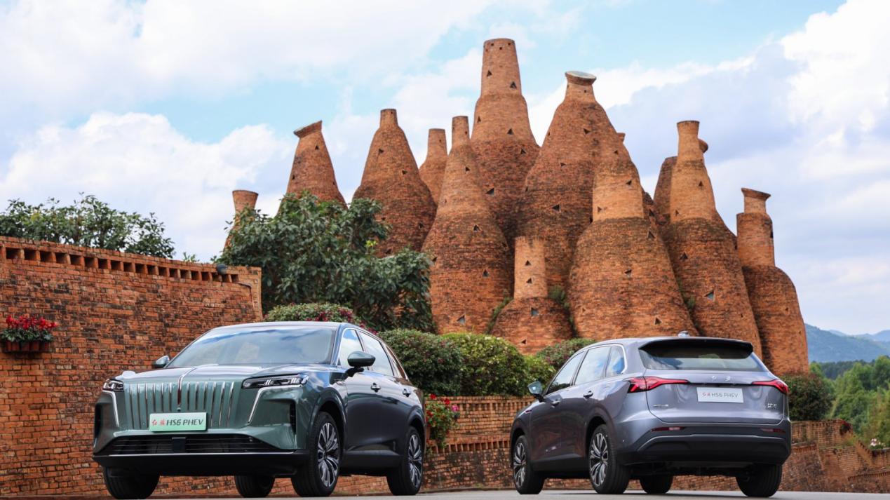 越来越懂老百姓了？17.88万起，“大五座”红旗HS6 PHEV到底值不值