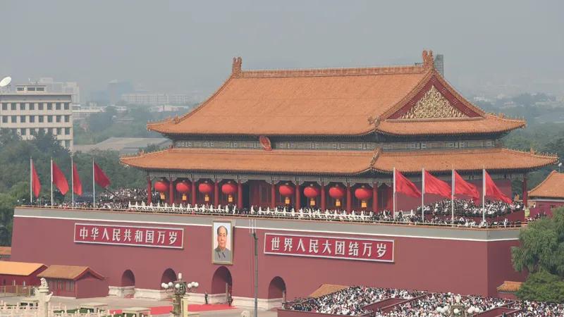 番外：熊猫敢拼命，白头鹰敢吗？