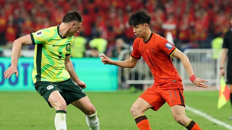 中国男足0: 2不敌澳大利亚，希望之光还能闪耀吗？输球背后，我们还能看到什么？