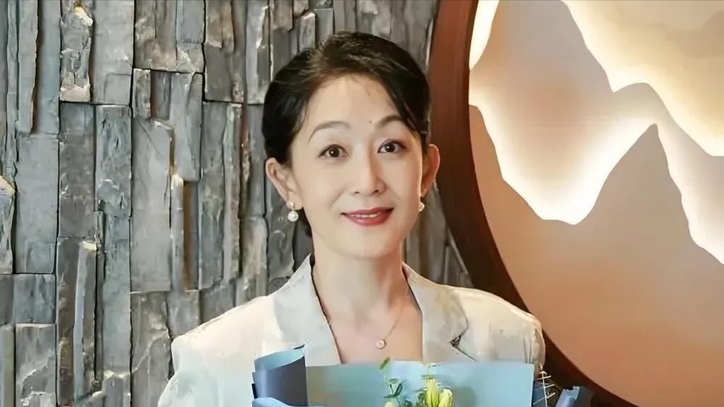 《亦舞之城》冯睿终于得知当年母亲欺骗真相，向母亲反击，和谭思婷破镜重圆