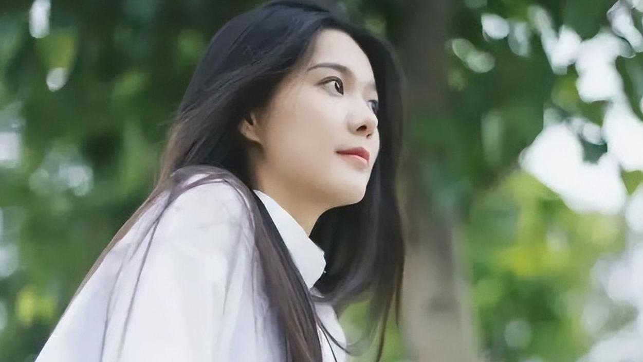 女人真爱你的4个表现，装都装不出来！