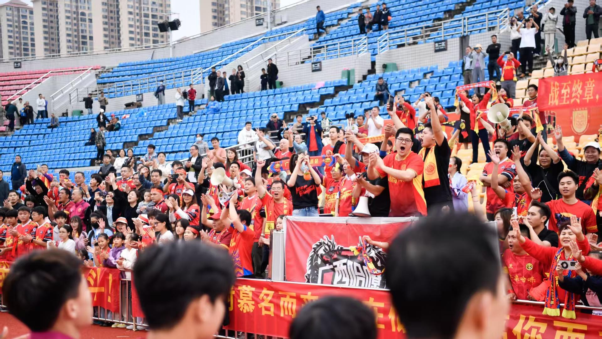 无声退场的悲歌：广西平果疑似主动弃准入，球员蒙昧中梦碎