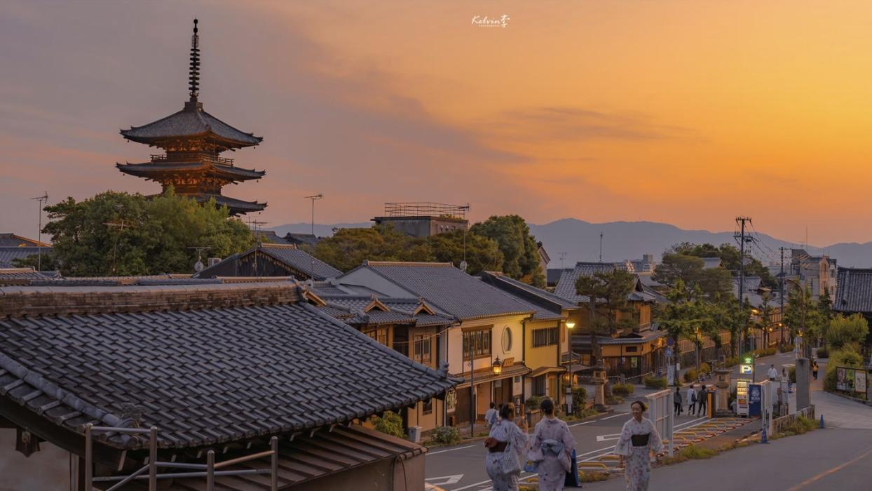 许三观：于平凡坚守处见伟大，在岁月磨炼中显温情