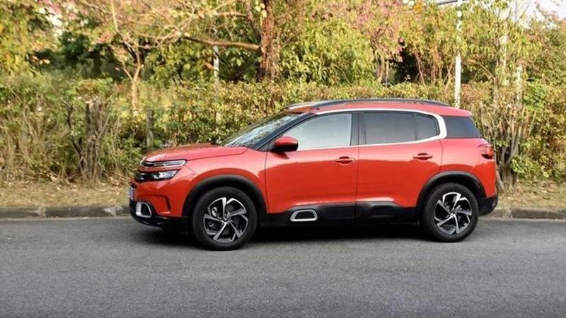 雪铁龙C5 Aircross新增宠物模式，恒温空调+自动换气，爱宠留守环境优化