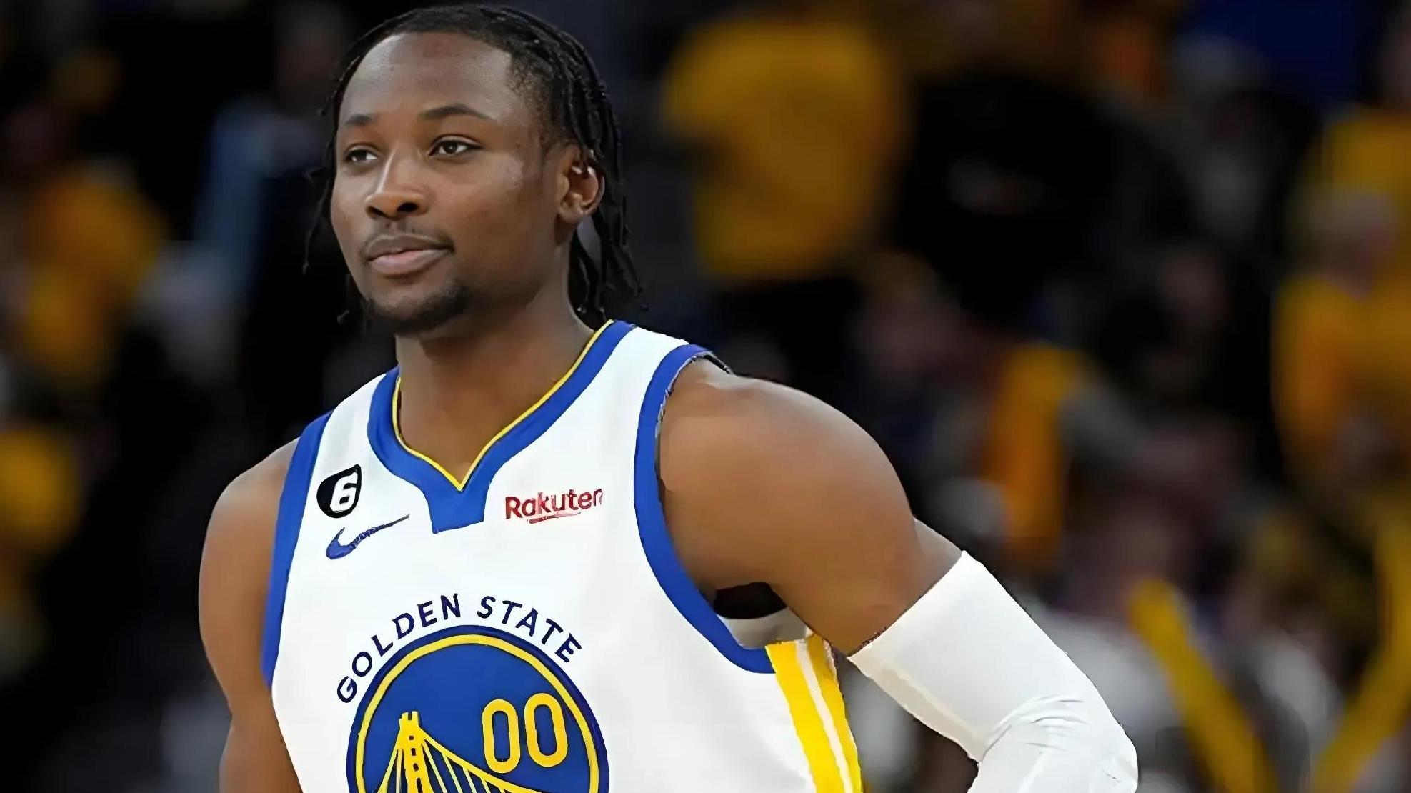 争议判罚，啪啪打脸！火箭撕咬勇士，范弗利特对飚库里！